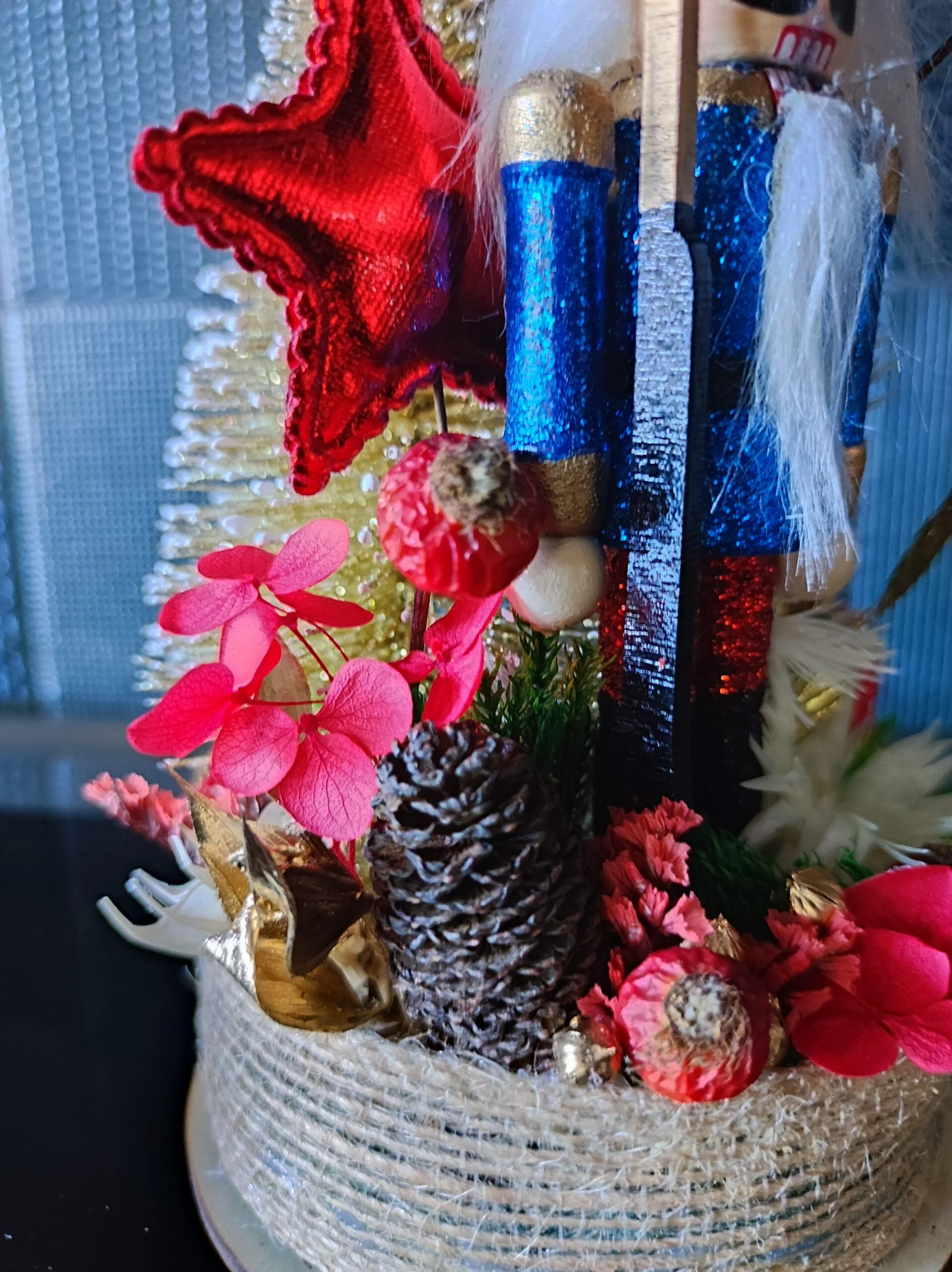 Cloche de fleurs séchées Noël, Casse-Noisette - Trépak – Image 33