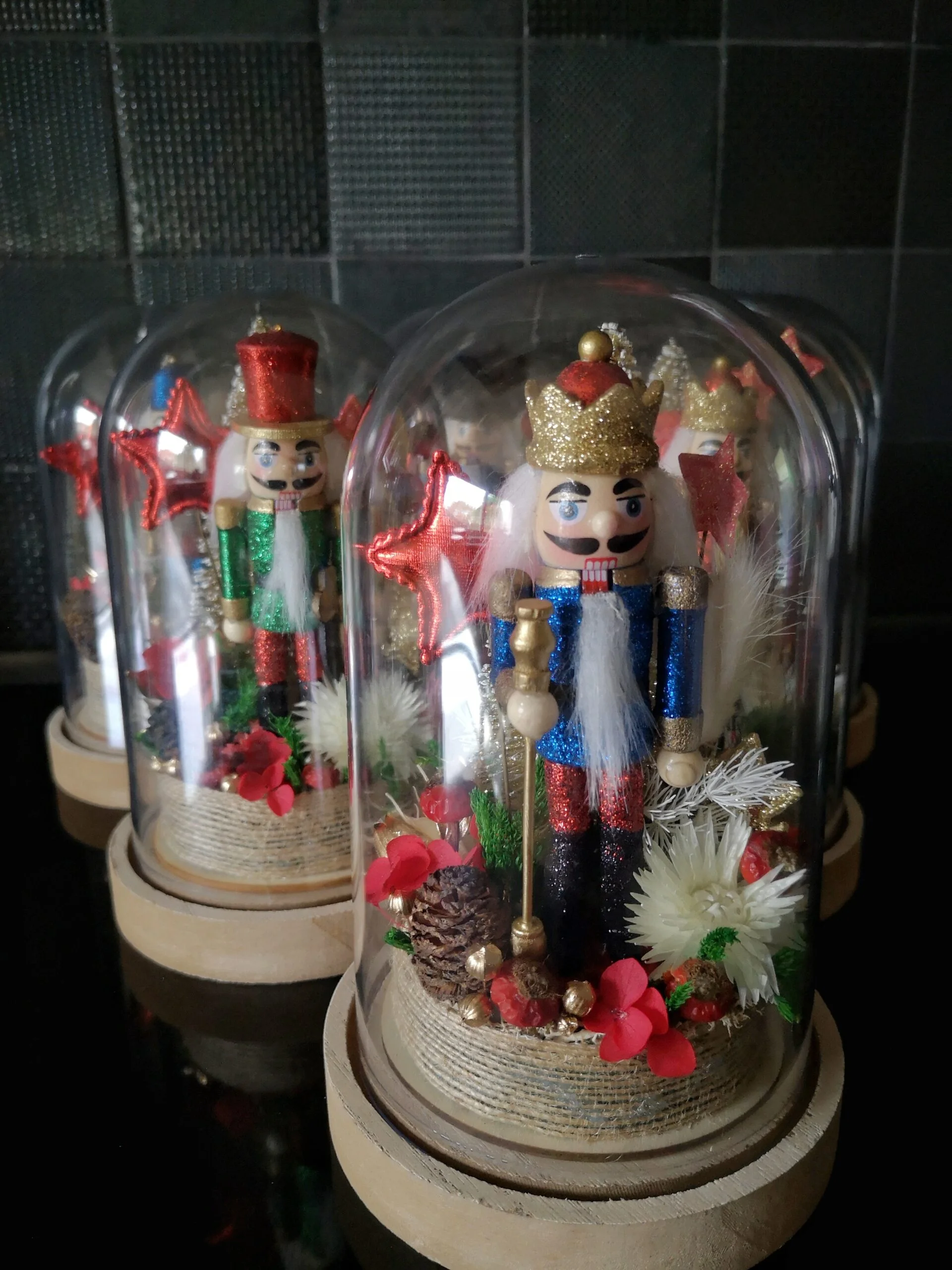 Cloche de fleurs séchées Noël, Casse-Noisette - Trépak – Image 16
