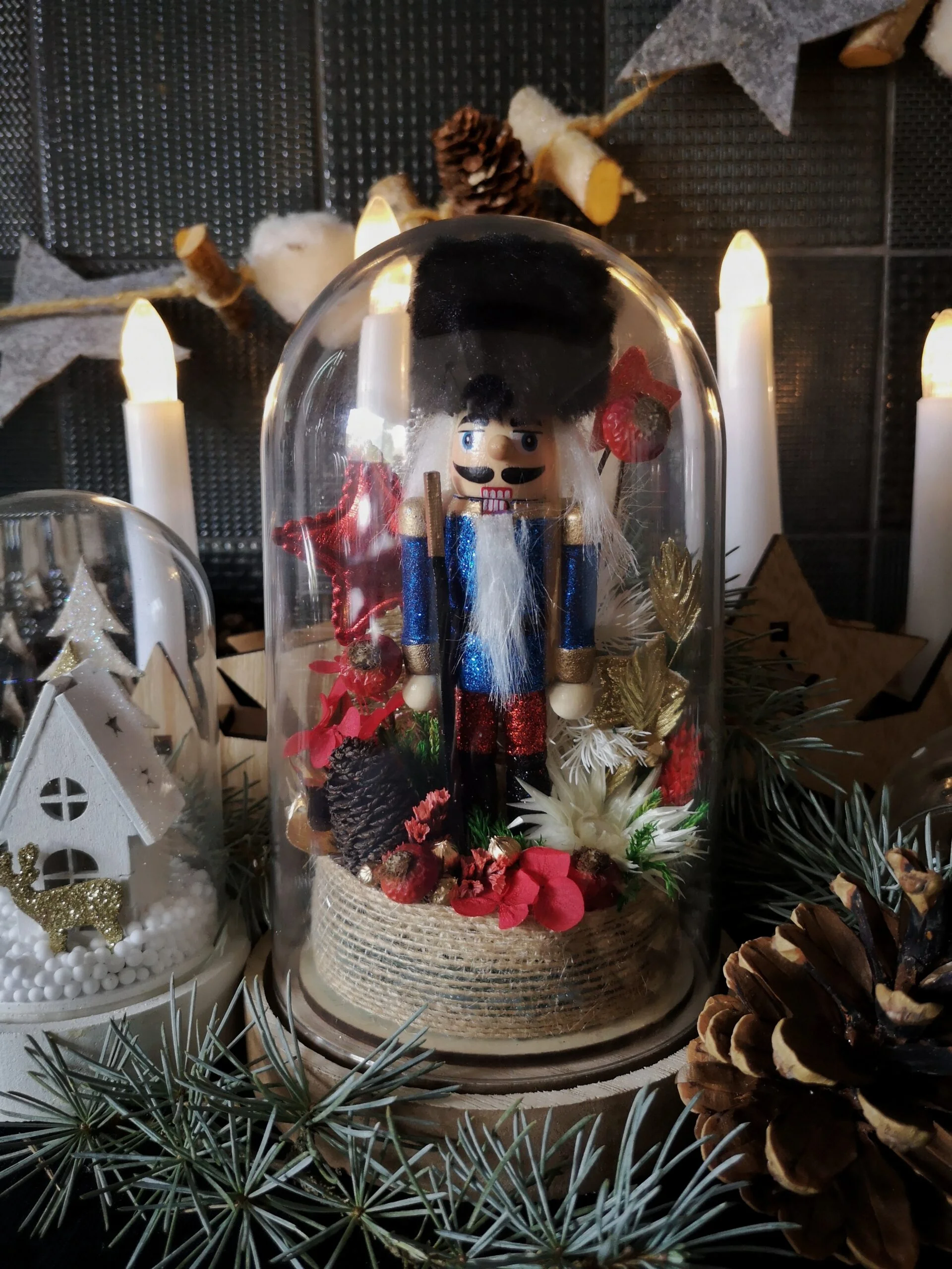 Cloche de fleurs séchées Noël, Casse-Noisette - Trépak – Image 23