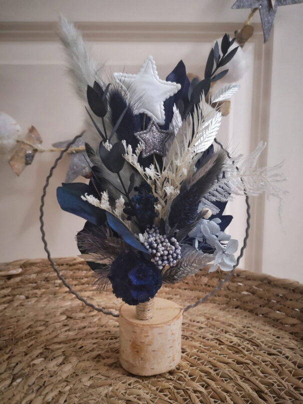 Cercle de fleurs séchées à poser - Prince Orgeat – Image 3