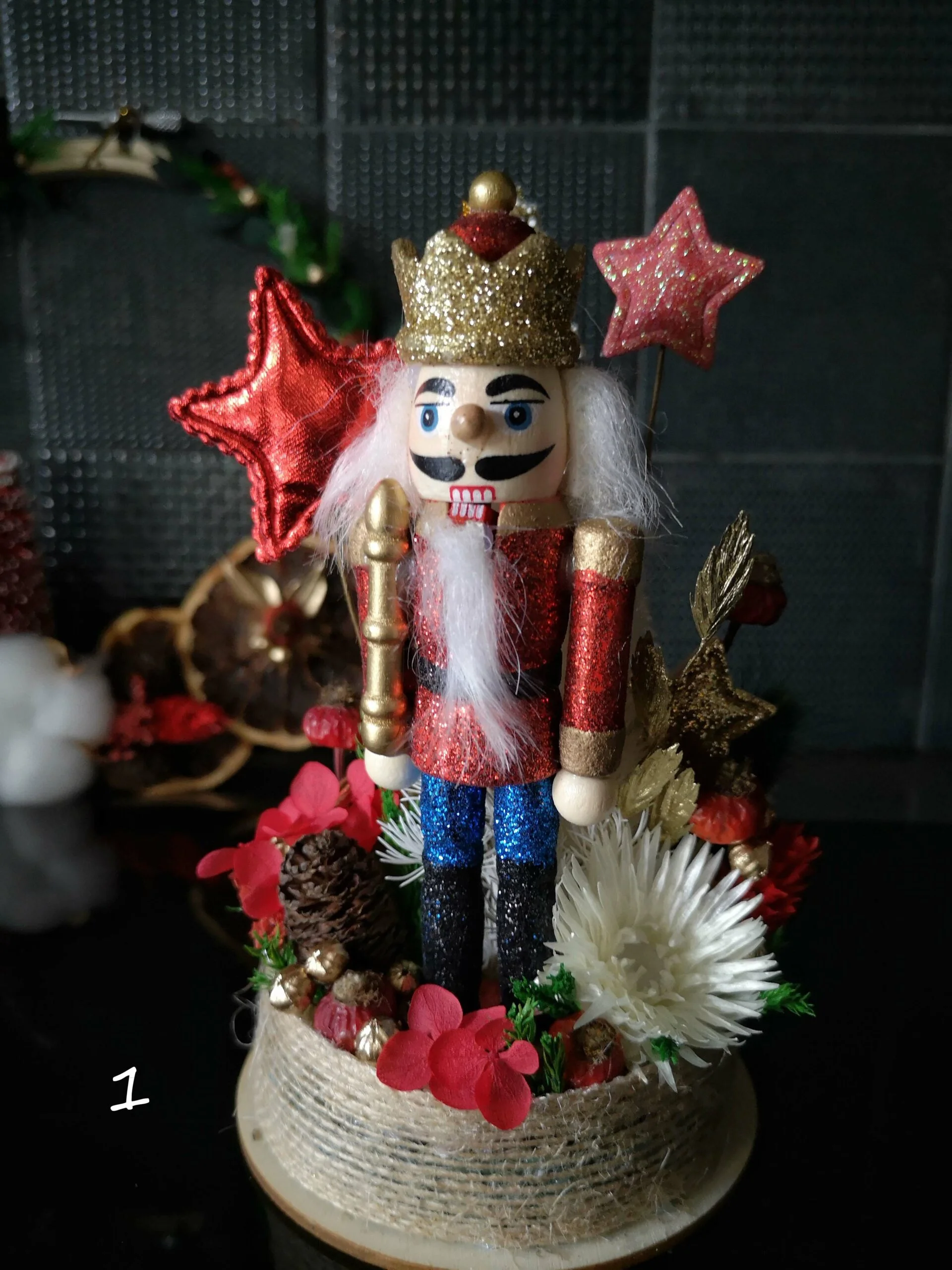 Cloche de fleurs séchées Noël, Casse-Noisette - Trépak – Image 3