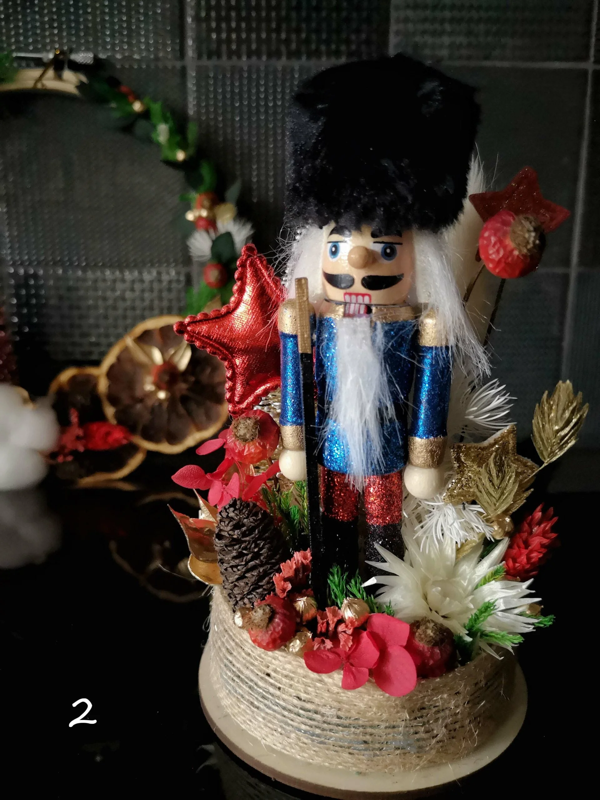 Cloche de fleurs séchées Noël, Casse-Noisette - Trépak – Image 5