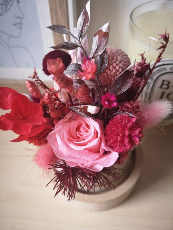 Cloche de fleurs séchées - Pluie de roses – Image 23