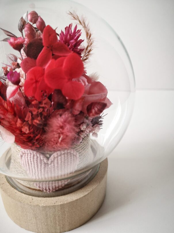 Cloche de fleurs séchées - Pluie de roses – Image 9