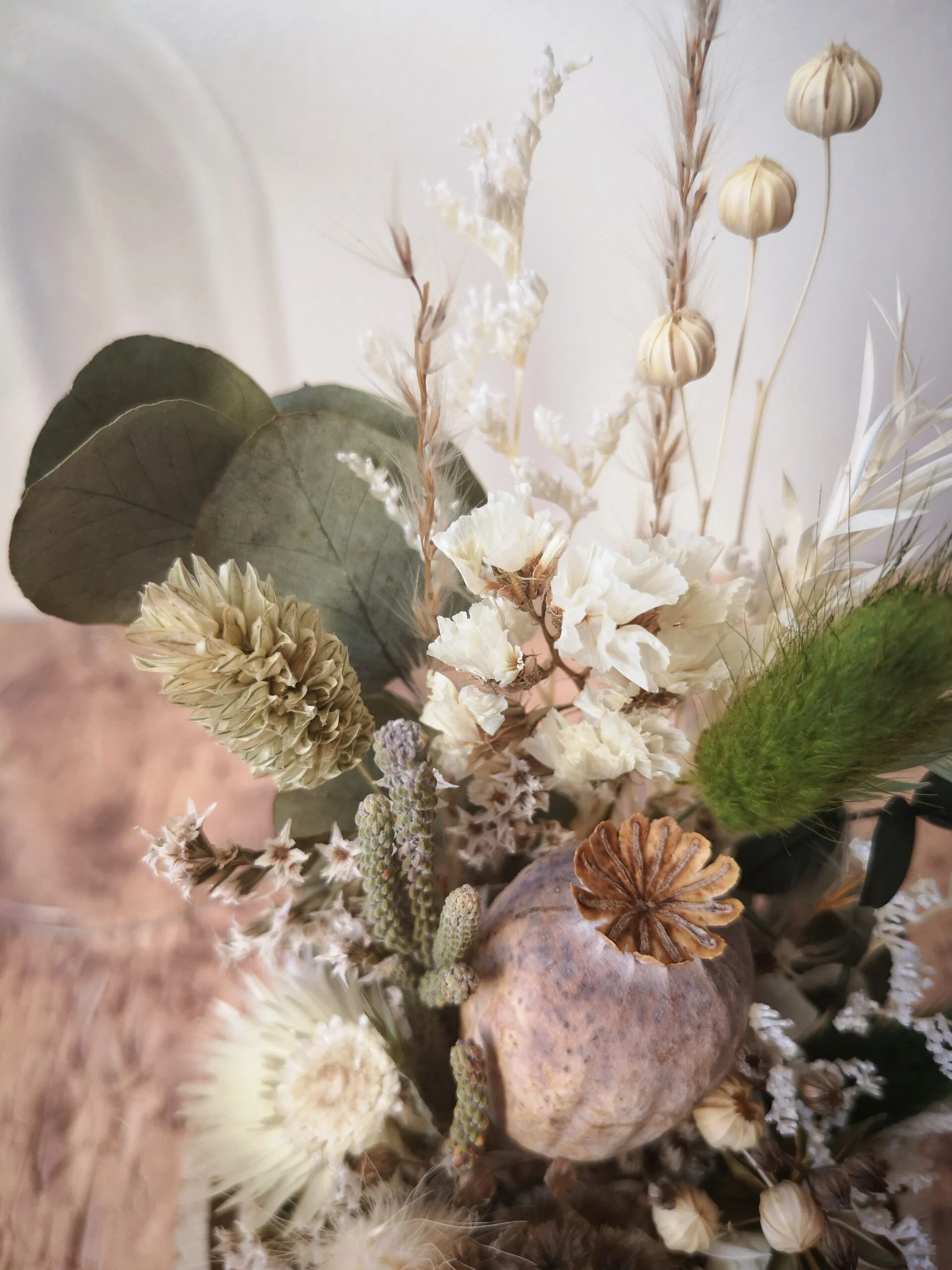 Cloche de fleurs séchées verte - “Galathée” – Image 8