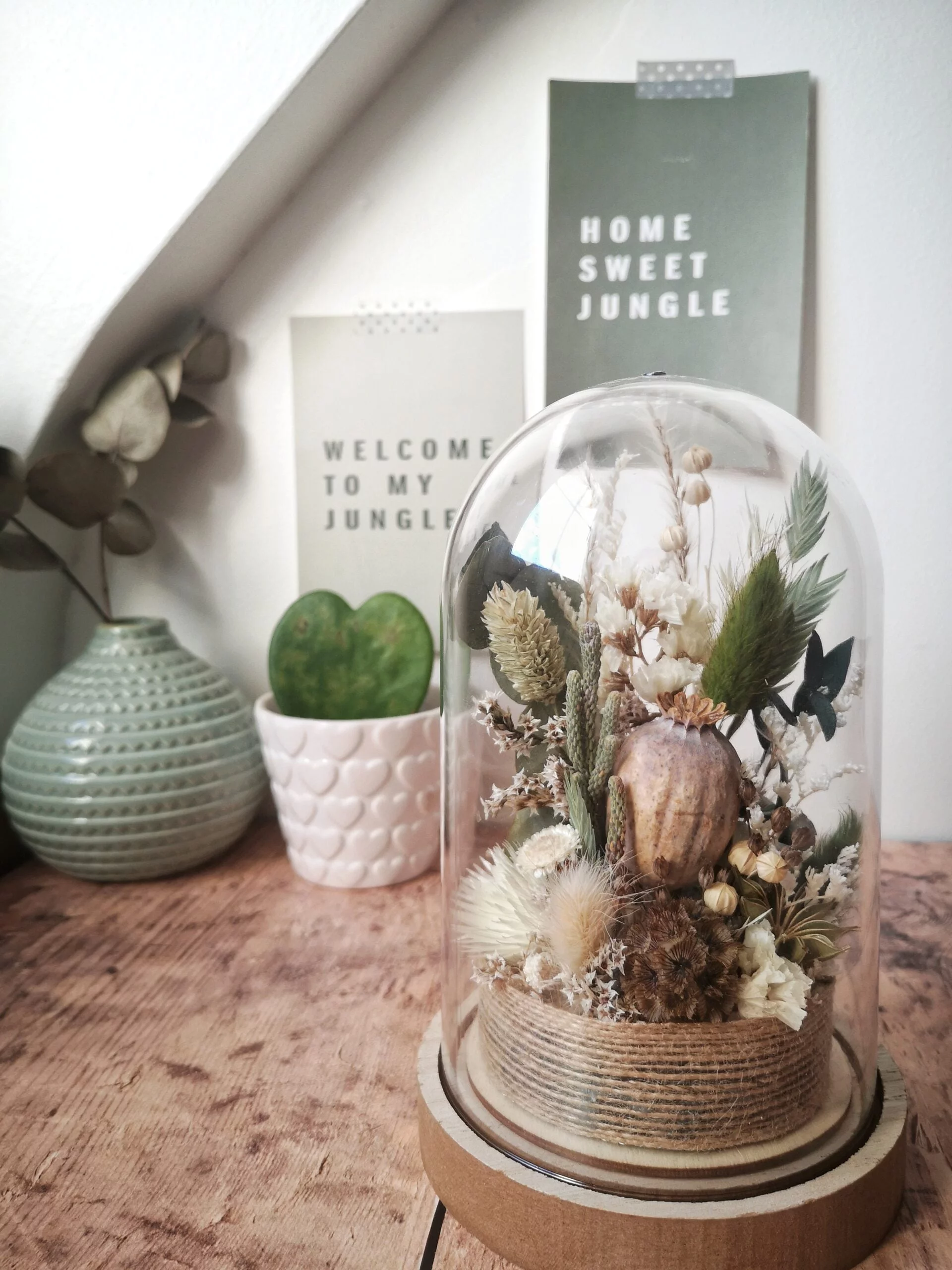 Cloche de fleurs séchées verte - “Galathée” – Image 5