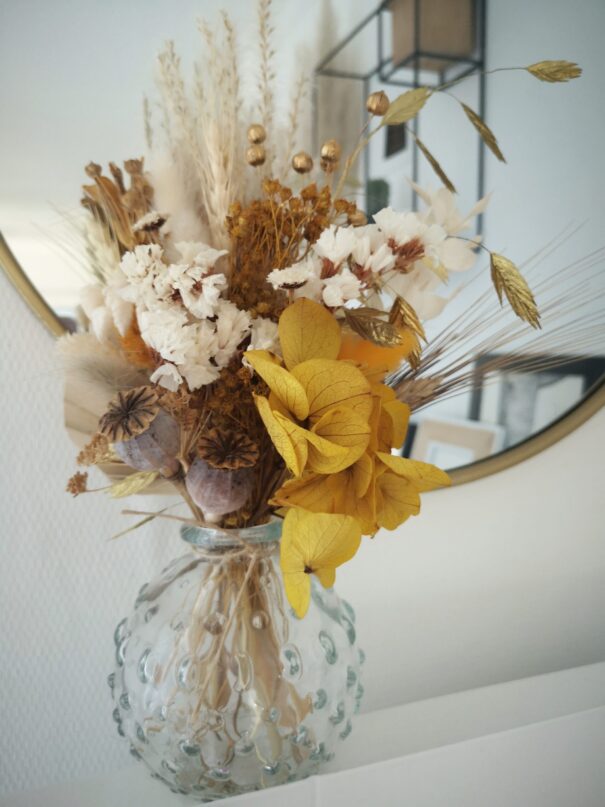 Petit bouquet de fleurs séchées Jaune, blanc et doré – Image 9