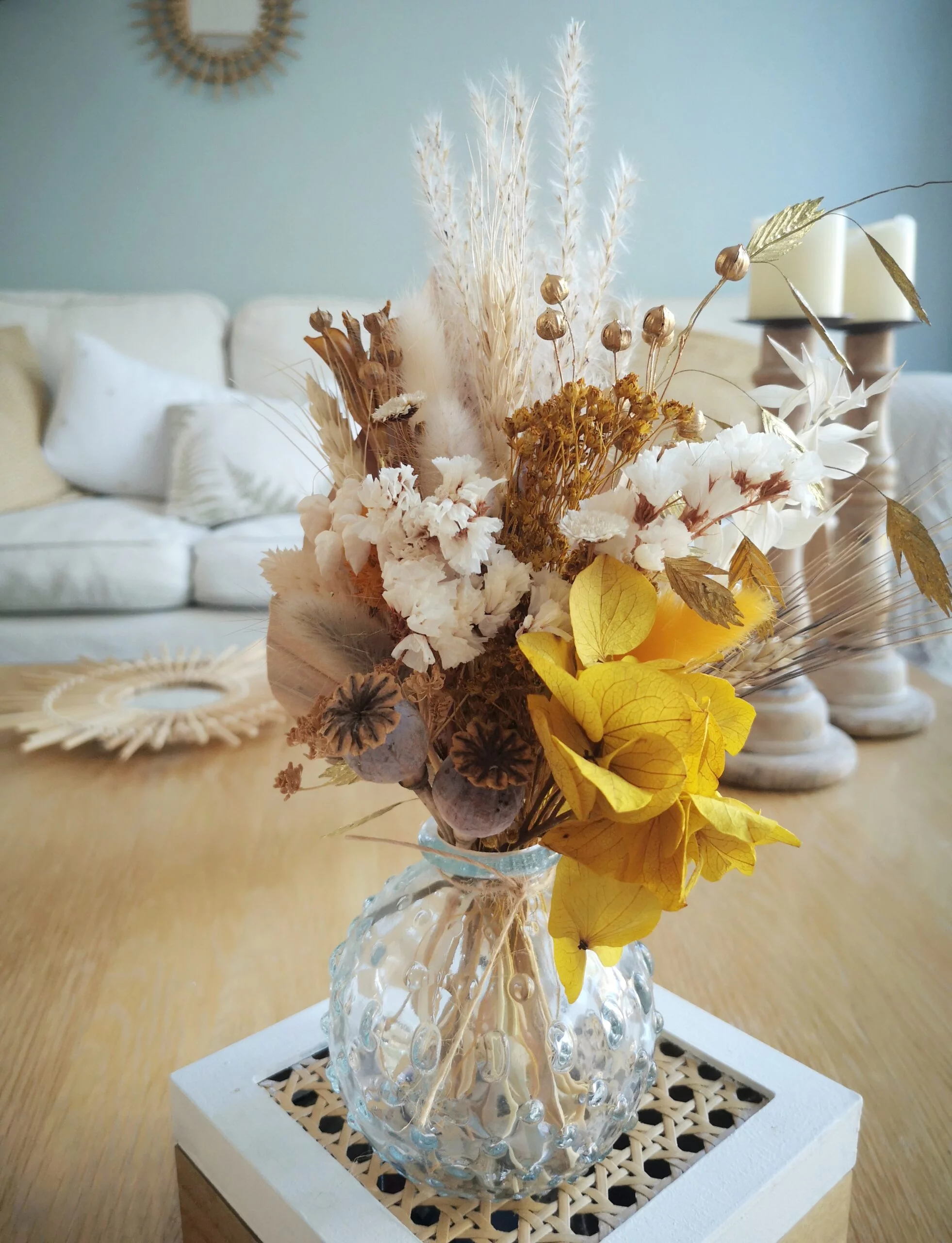 Petit bouquet de fleurs séchées Jaune, blanc et doré – Image 2