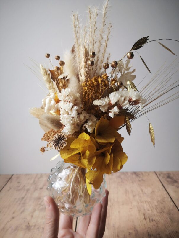 Petit bouquet de fleurs séchées Jaune, blanc et doré – Image 11