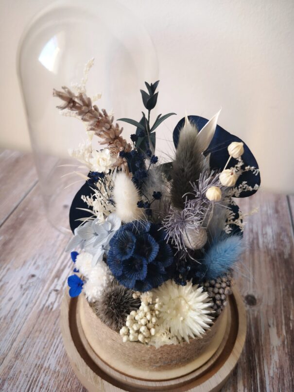 Cloche de fleurs séchées bleue - "Galathée" – Image 8