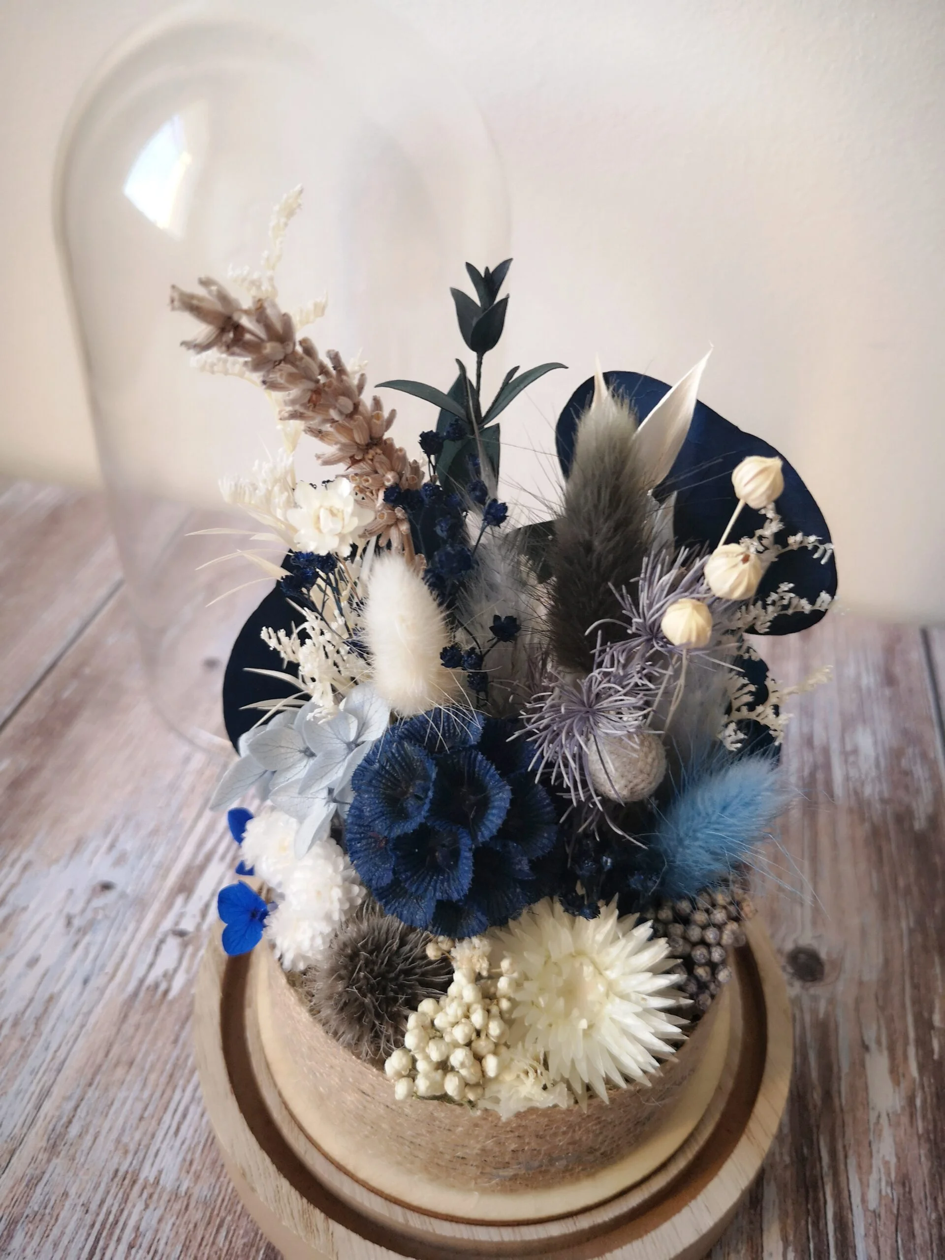 Cloche de fleurs séchées bleue - "Galathée" – Image 8