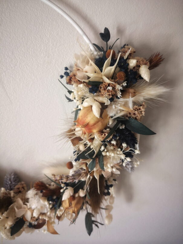 Couronne de fleurs séchées Bleue, abricot, marron, blanche - "Printania" – Image 5