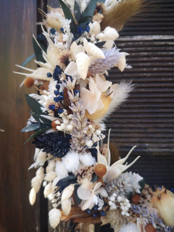 Couronne de fleurs séchées Bleue, abricot, marron, blanche - "Printania" – Image 8