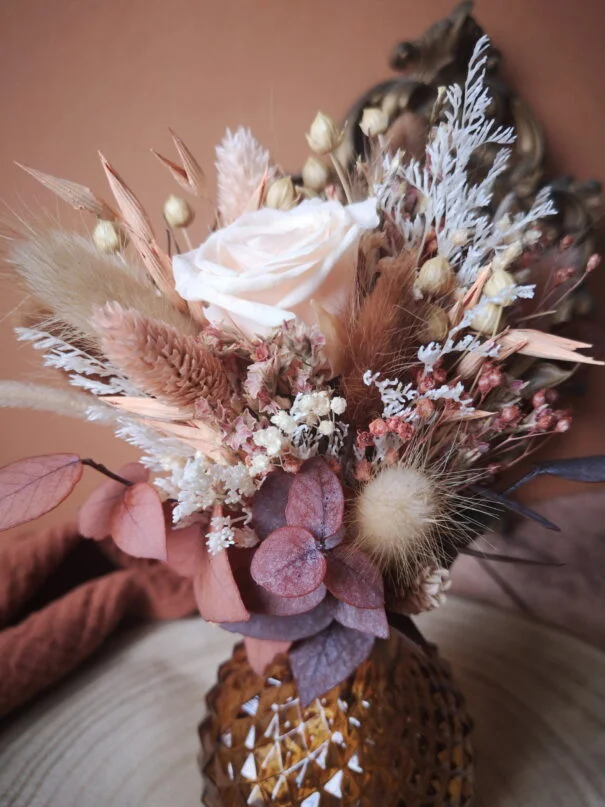 Petit bouquet de fleurs séchées pêche, crème, brun avec vase - "Primavera" – Image 3