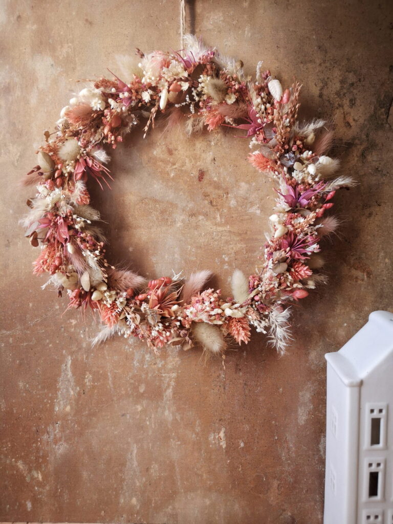 Couronne De Fleurs Séchées Bohème Faite Main - Décoration Naturelle Pour Porte, Mur, Mariage - 35x28 Cm