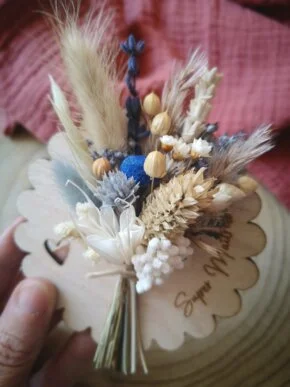 Aimant mini bouquet de fleurs séchées sur support en bois (cadeau maîtresse  d'école) - ROSE MAI