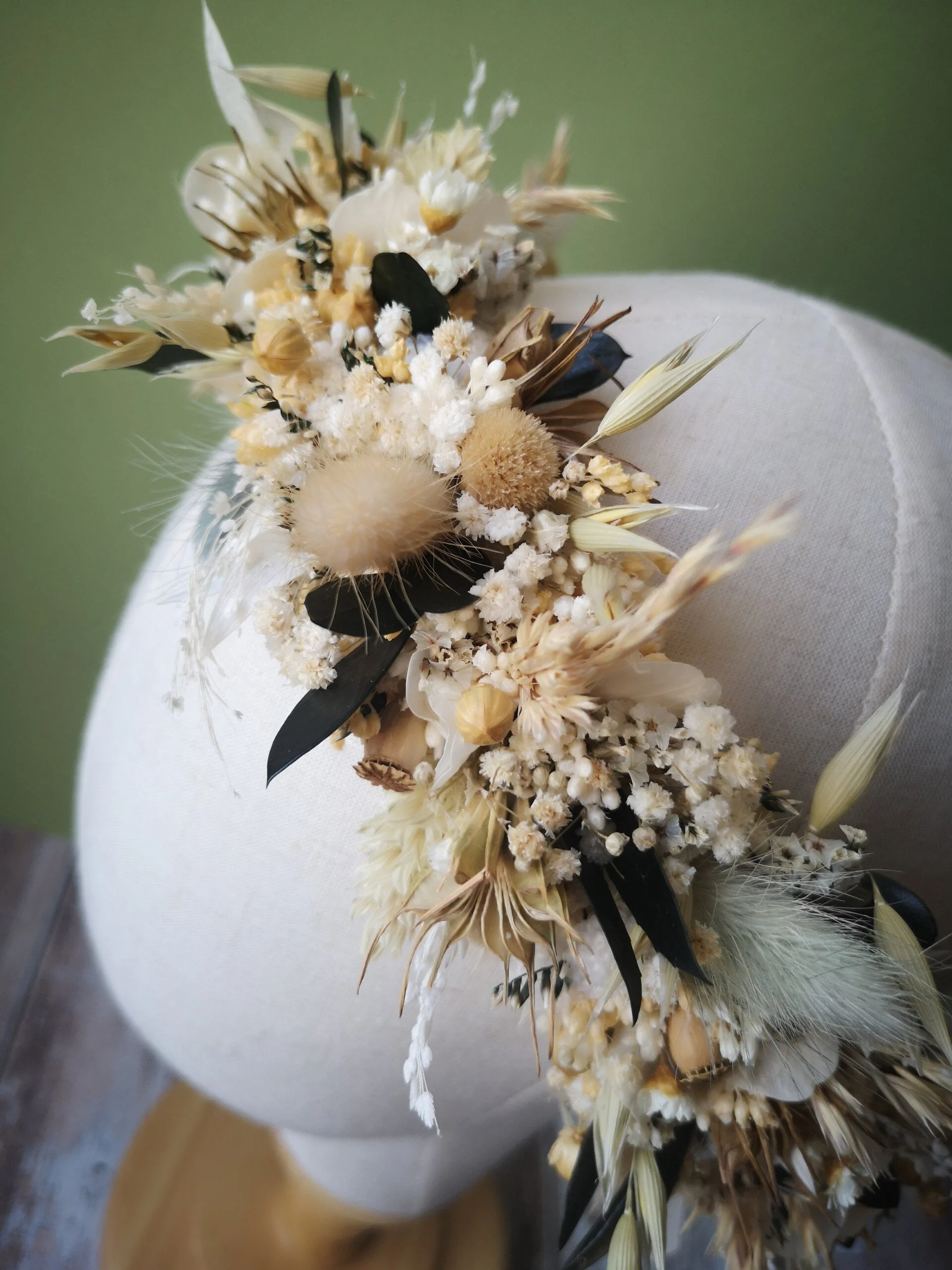 Couronne de tête en fleurs séchées – Image 9
