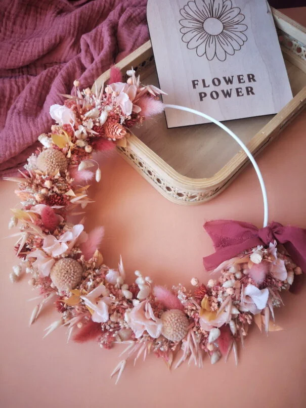 Couronnes de fleur séchées artisanales, créations artisanales Rose Mai