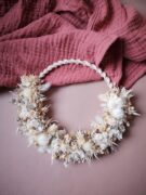 Petite couronne murale en macramé avec fleurs séchées blanc et beige – “Géorama” – Image 6