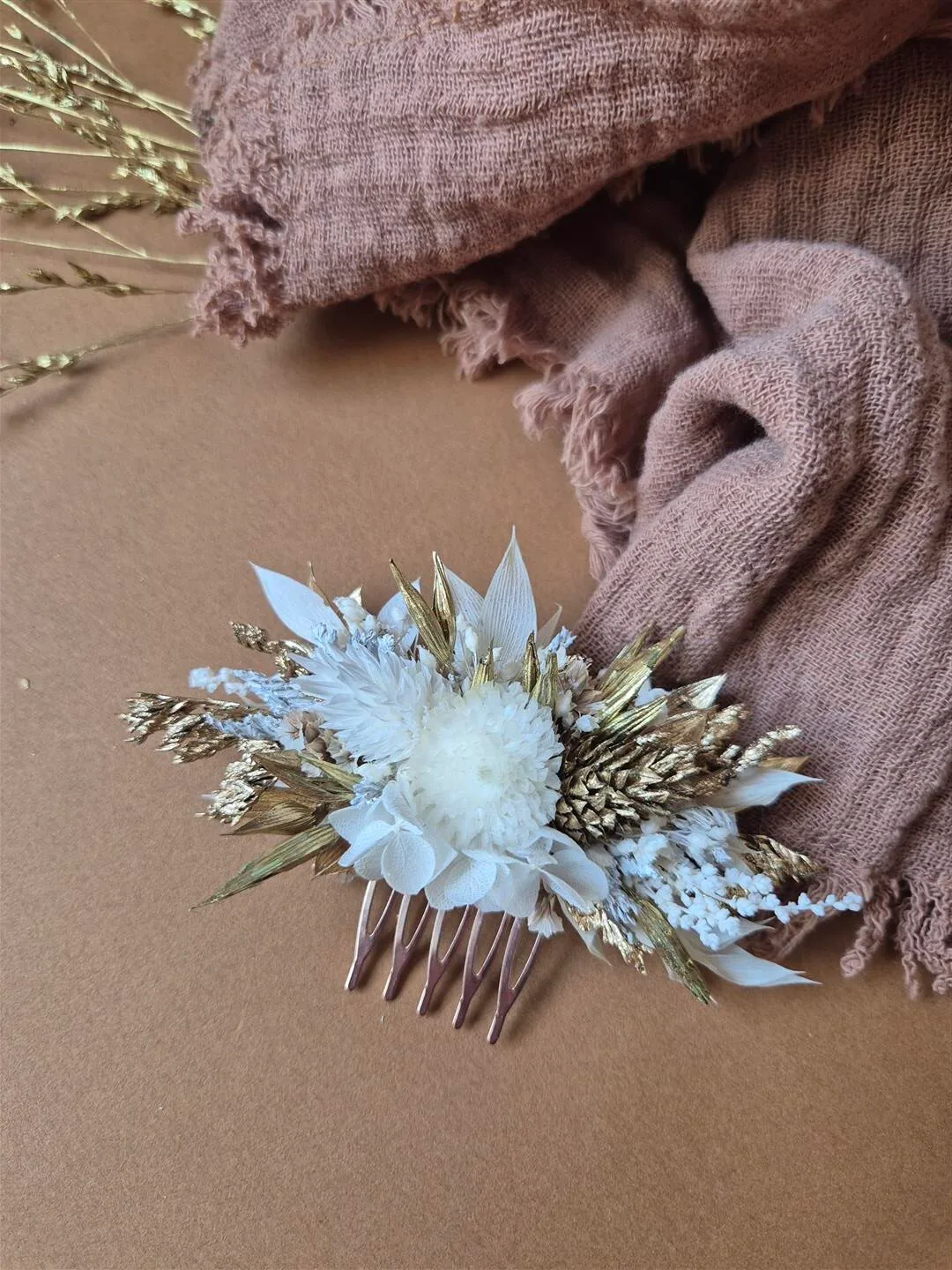 Peigne pour cheveux en fleurs séchées sur mesure – Image 10