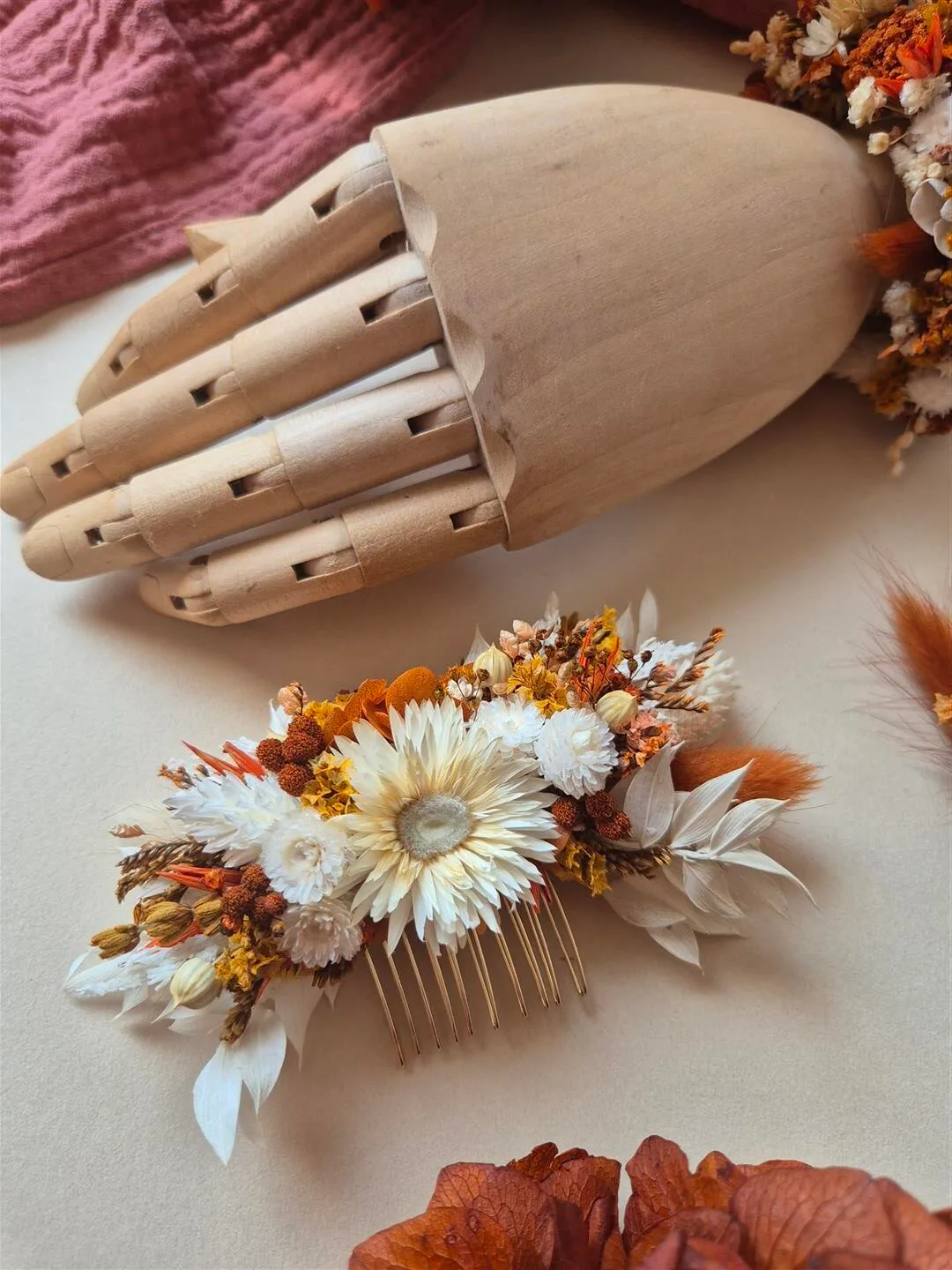 Peigne pour cheveux en fleurs séchées sur mesure – Image 18