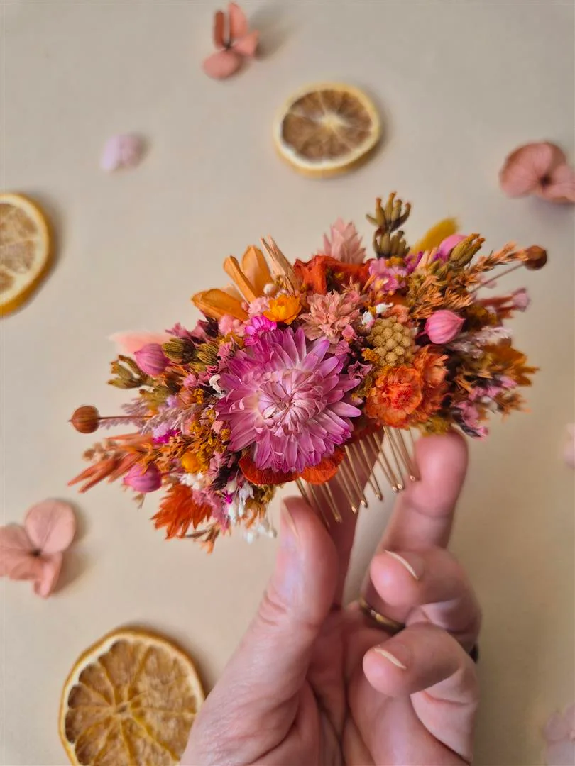 Peigne pour cheveux en fleurs séchées sur mesure – Image 4