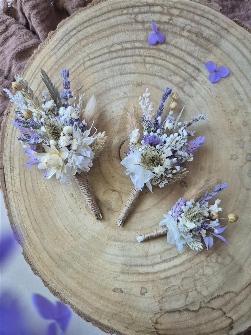 Boutonnière en fleurs séchées sur mesure - Adultes – Image 16
