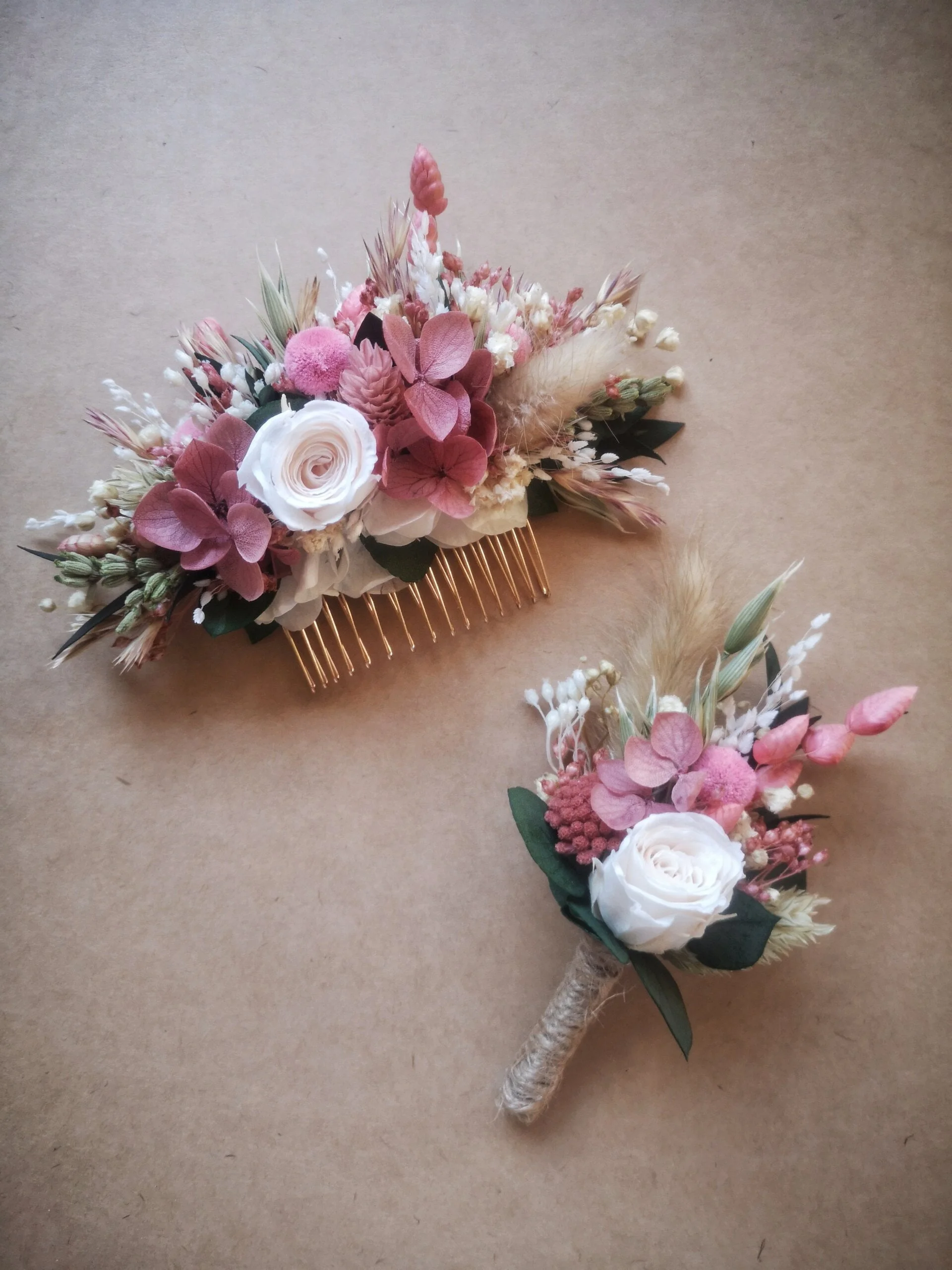Peigne pour cheveux en fleurs séchées sur mesure – Image 7