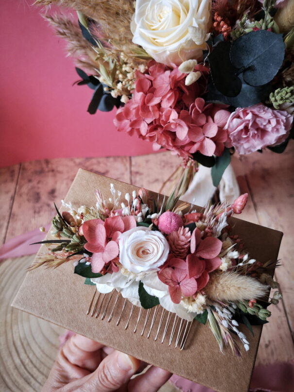 Peigne pour cheveux en fleurs séchées sur mesure – Image 7