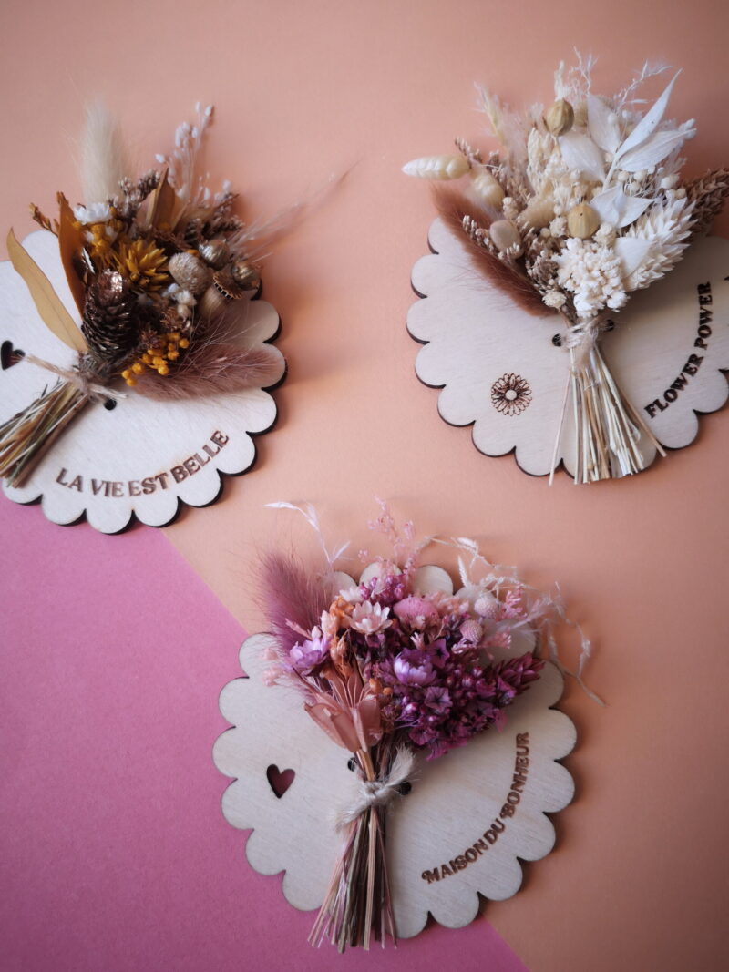 Magnets fleuris, aimants ornés de fleurs séchées