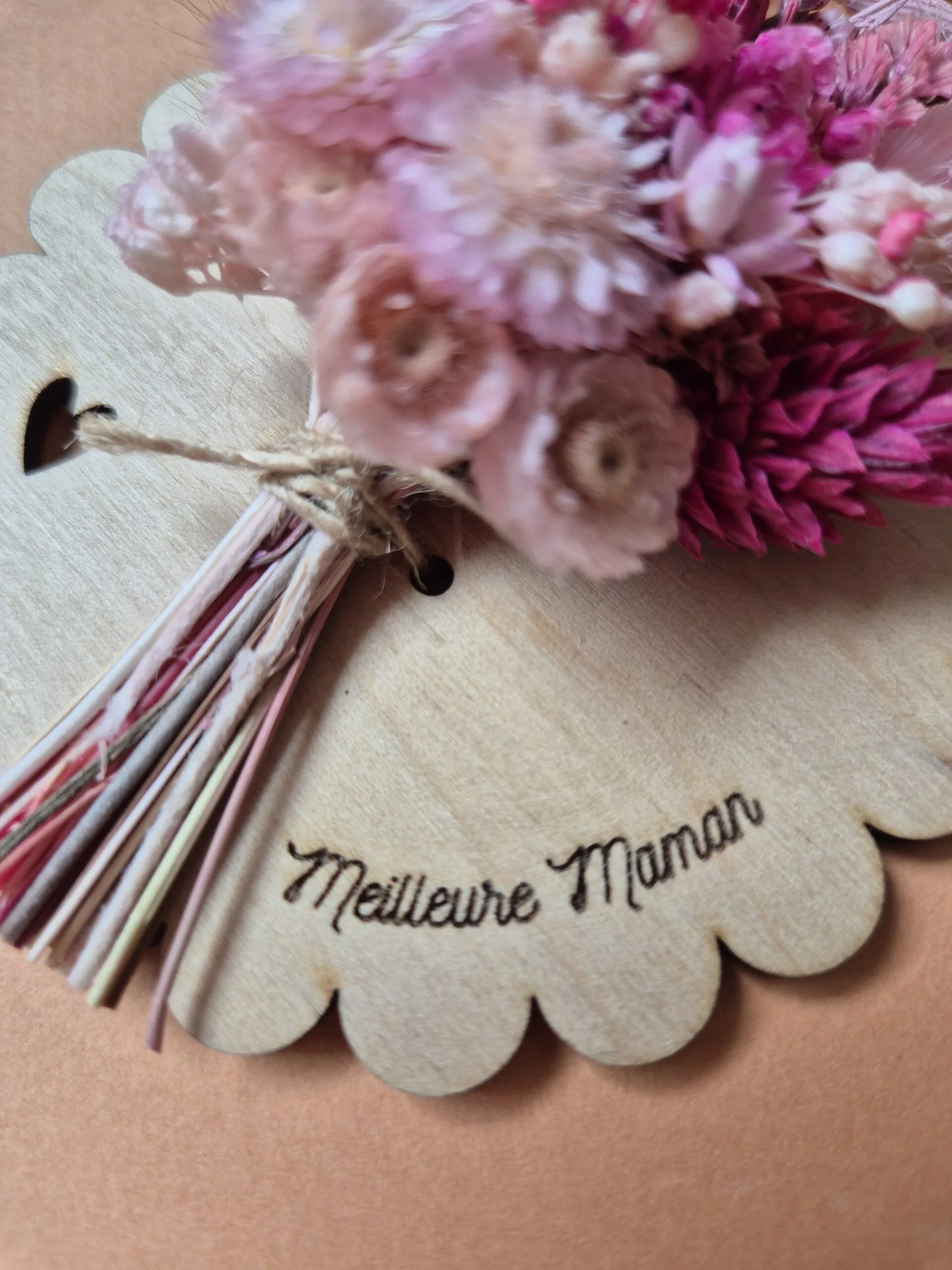 Aimant mini bouquet fleurs séchées sur support en bois (cadeau pour maman) – Image 21