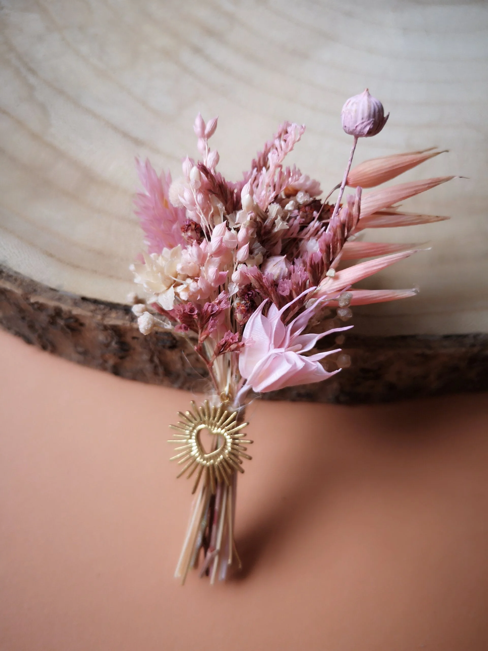 Fiole fleurie avec médaillon - Mini bouquet de fleurs séchées – Image 23