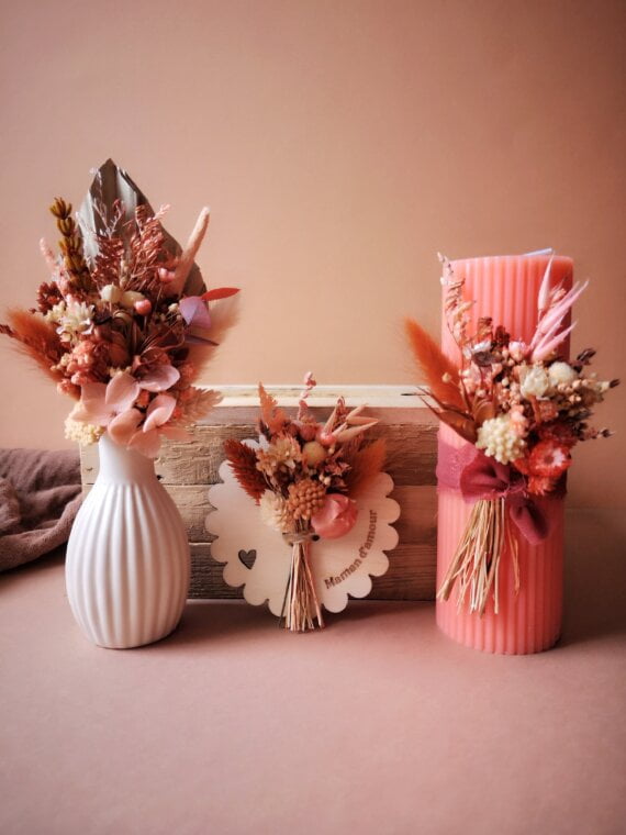 Offrez un coffret cadeau composé de créations en fleurs séchées pour la fête des mères