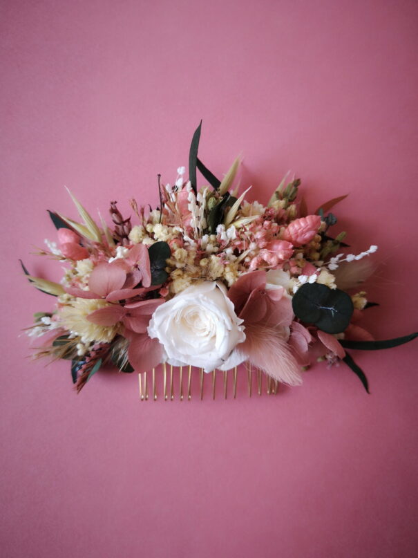Duo grand peigne et boutonnière en fleurs séchées - Tons rose, vert, blanc et crème – Image 3