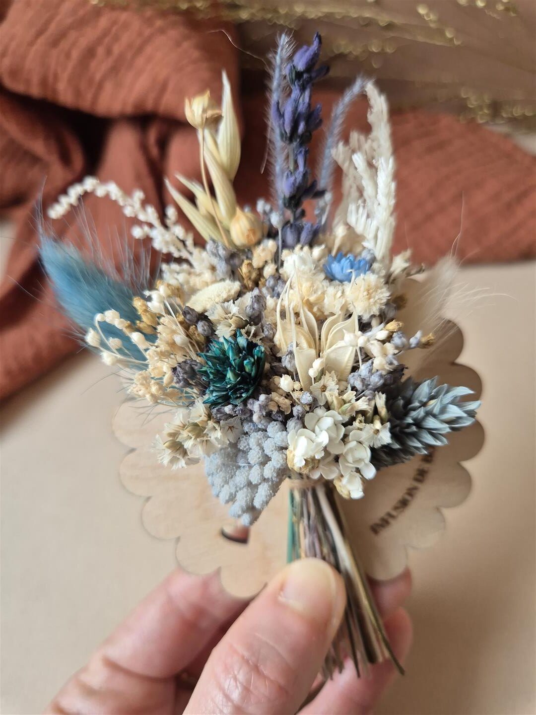 Aimant mini bouquet de fleurs séchées sur support en bois avec phrase inspirante - "Eole" – Image 9