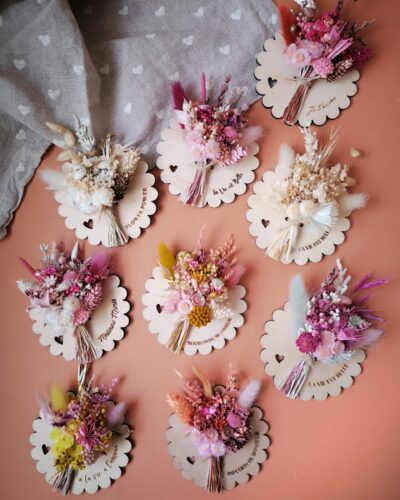 Aimant mini bouquet de fleurs séchées sur support en bois avec phrase inspirante - "Eole"
