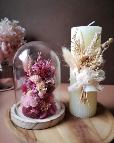 Participer à un atelier créations en fleurs séchées [Acompte] - Mini cloche et petite bougie fleuries
