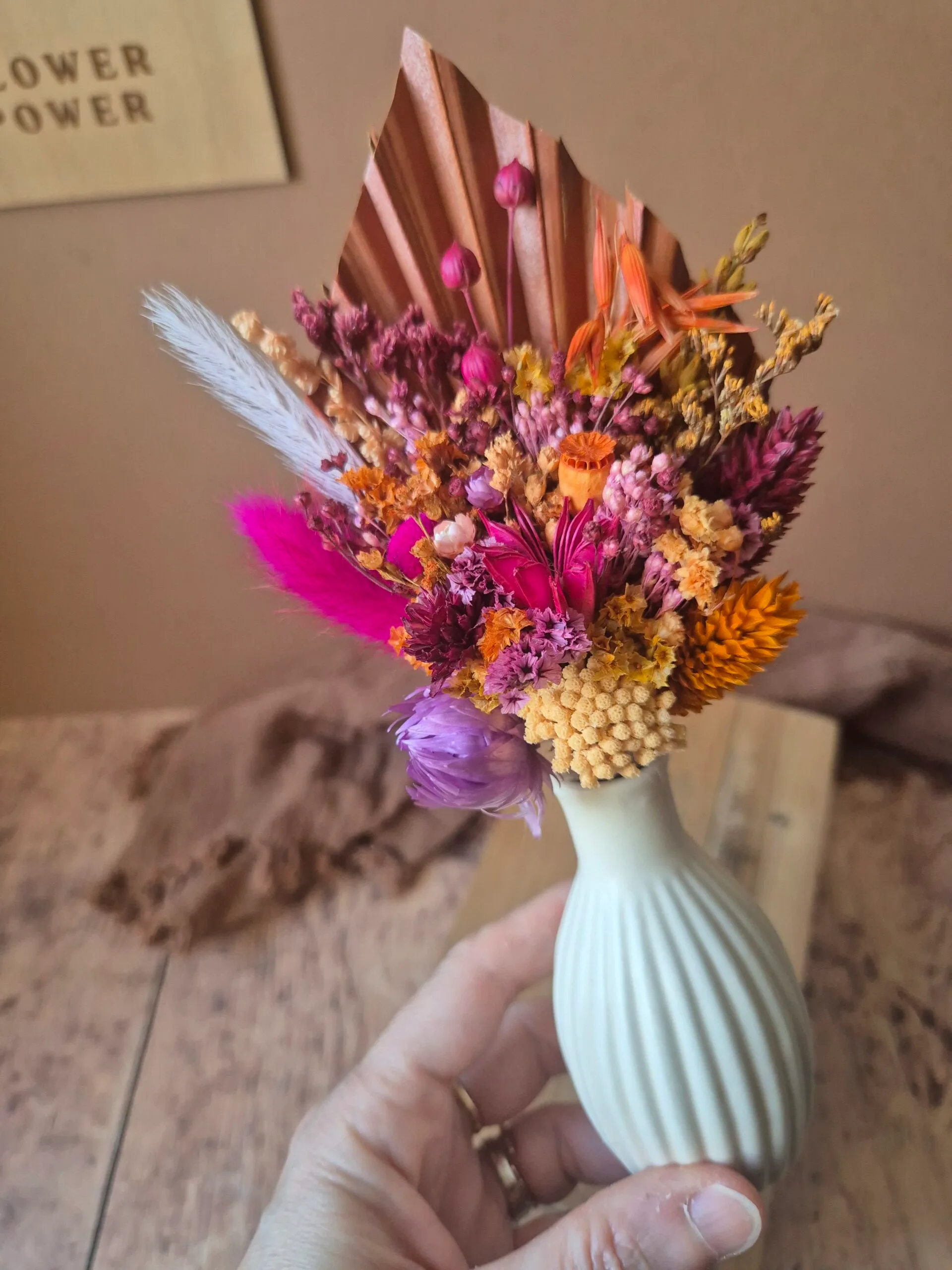 Mini bouquet de fleurs séchées avec son vase – Image 14