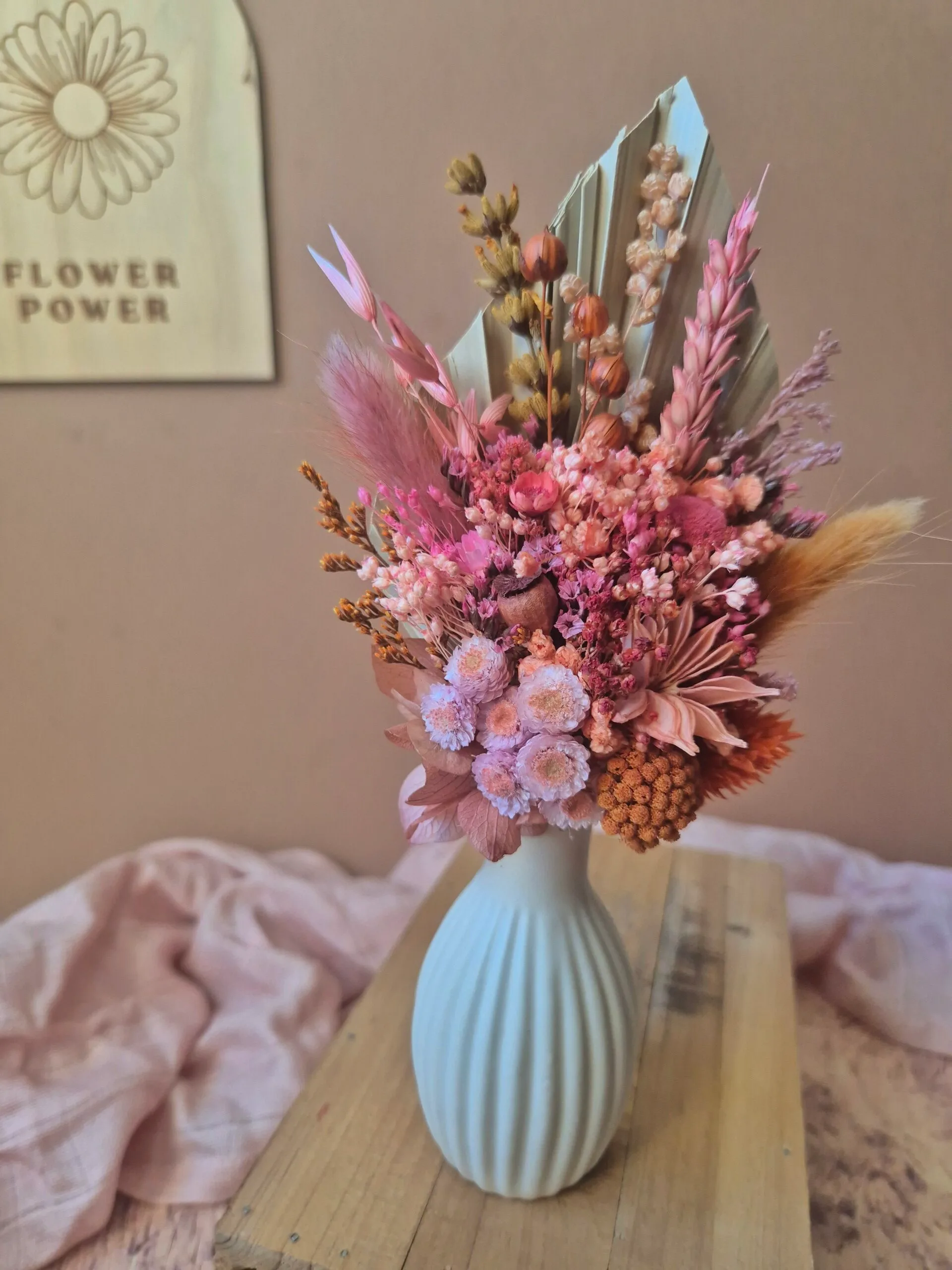 Mini bouquet de fleurs séchées avec son vase – Image 25