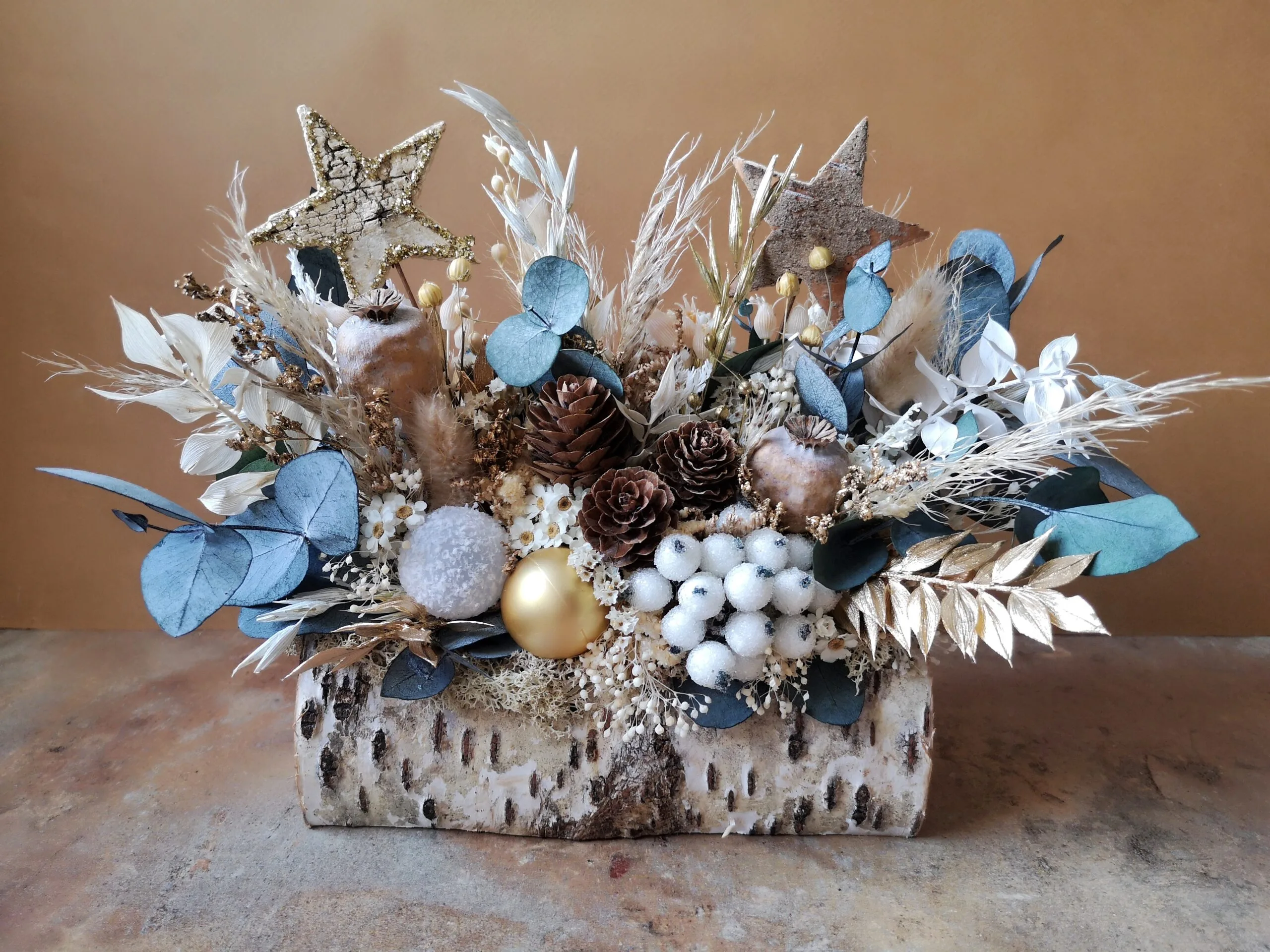 Bûchette festive ornée de fleurs séchées et stabilisées – Image 12
