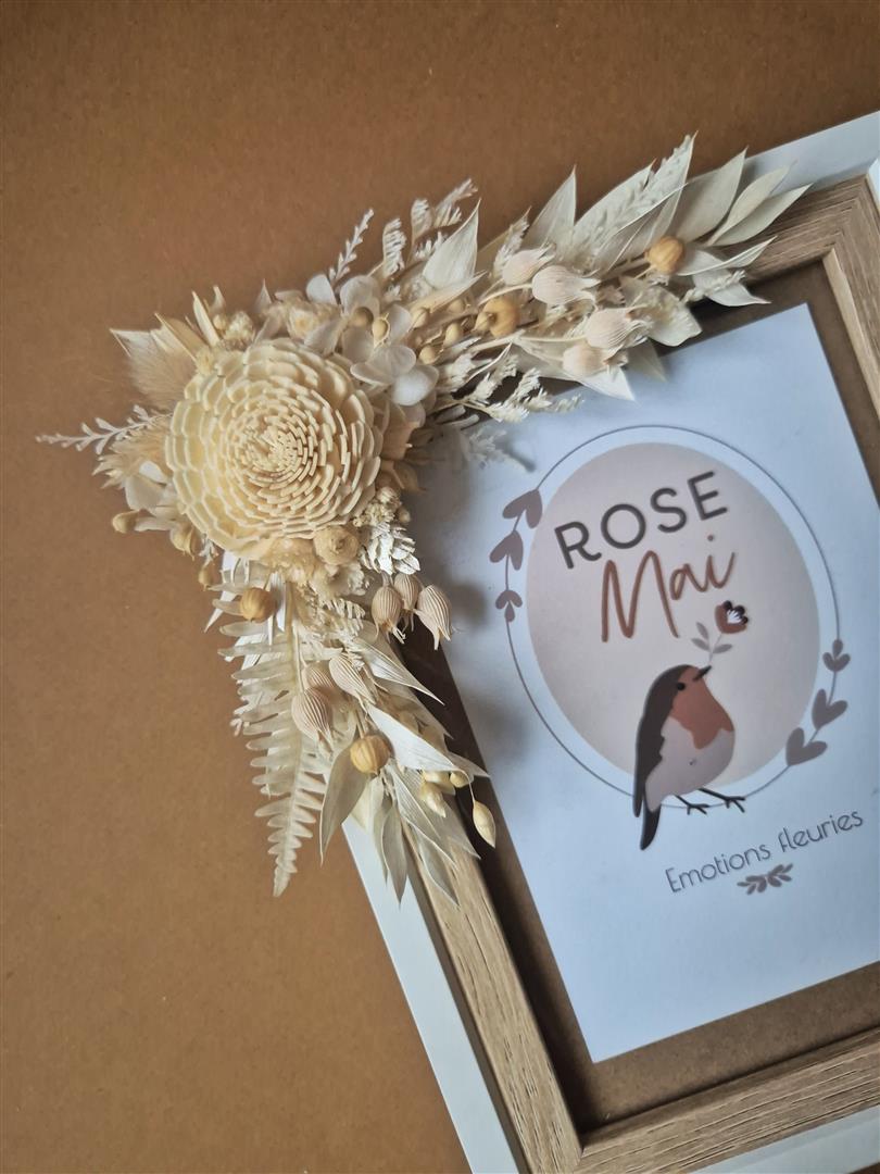 Cadre pour photo orné de fleurs séchées (plusieurs modèles) – Image 6