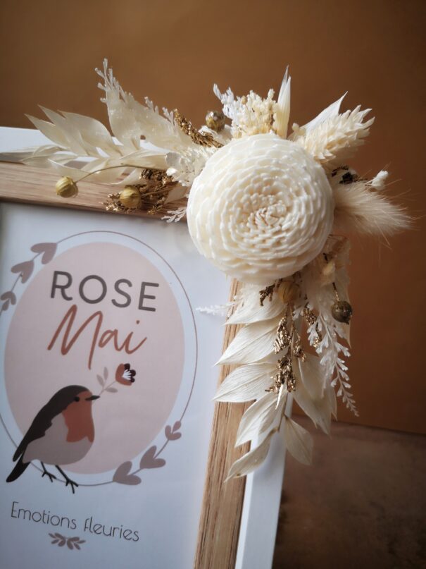Cadre pour photo orné de fleurs séchées (plusieurs modèles) – Image 3