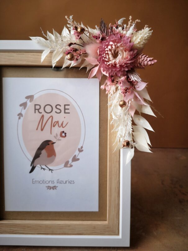 Cadre pour photo orné de fleurs séchées (plusieurs modèles) – Image 6