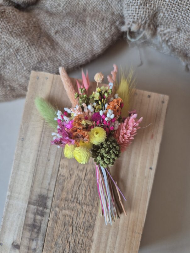 Aimant mini bouquet de fleurs séchées sur support en bois (cadeau maîtresse d'école et ATSEM) – Image 2