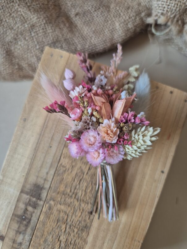 Aimant mini bouquet de fleurs séchées sur support en bois (cadeau maîtresse d'école et ATSEM) – Image 10