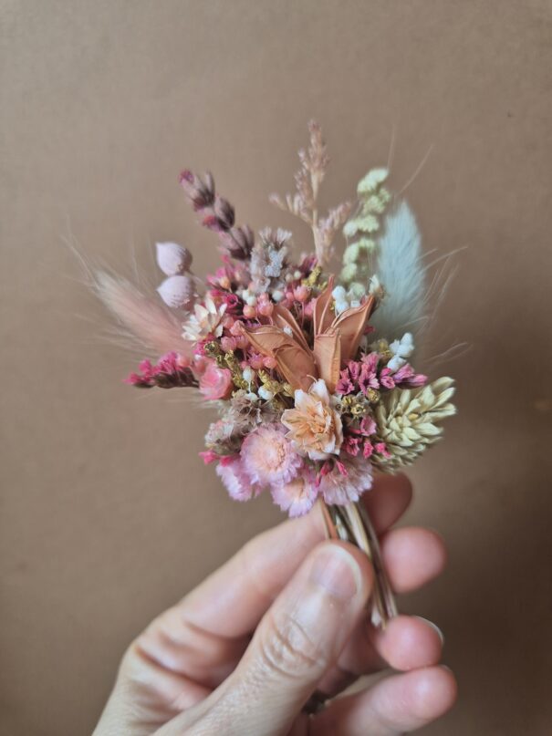 Aimant mini bouquet de fleurs séchées sur support en bois (cadeau maîtresse d'école et ATSEM) – Image 11