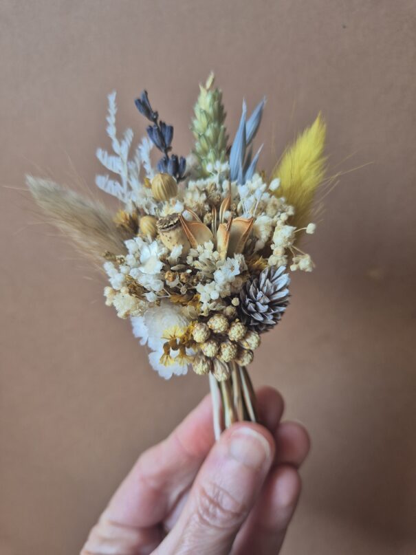 Aimant mini bouquet de fleurs séchées sur support en bois (cadeau maîtresse d'école et ATSEM) – Image 19