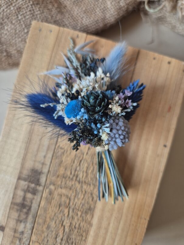 Aimant mini bouquet de fleurs séchées sur support en bois (cadeau maîtresse d'école et ATSEM) – Image 35