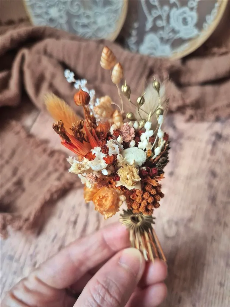 Fiole fleurie avec médaillon - Mini bouquet de fleurs séchées – Image 13