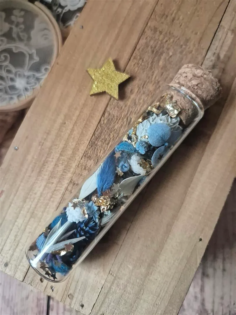 Fiole fleurie façon grigri porte bonheur – Image 16